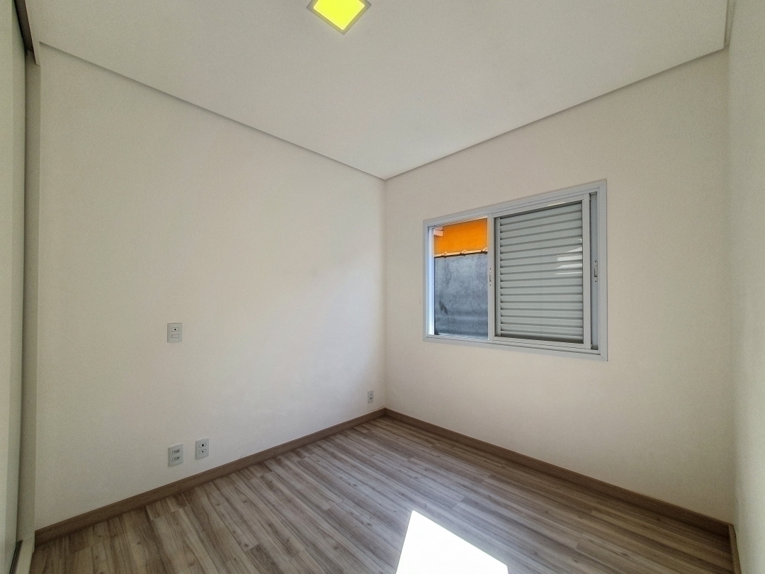 Apartamento à venda com 2 quartos, 70m² - Foto 7