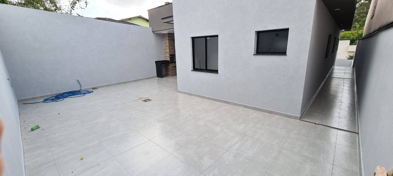 Casa à venda com 3 quartos, 250m² - Foto 8