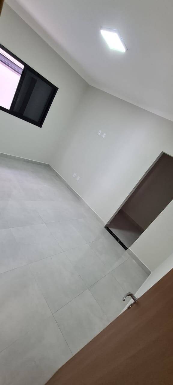 Casa à venda com 3 quartos, 250m² - Foto 6