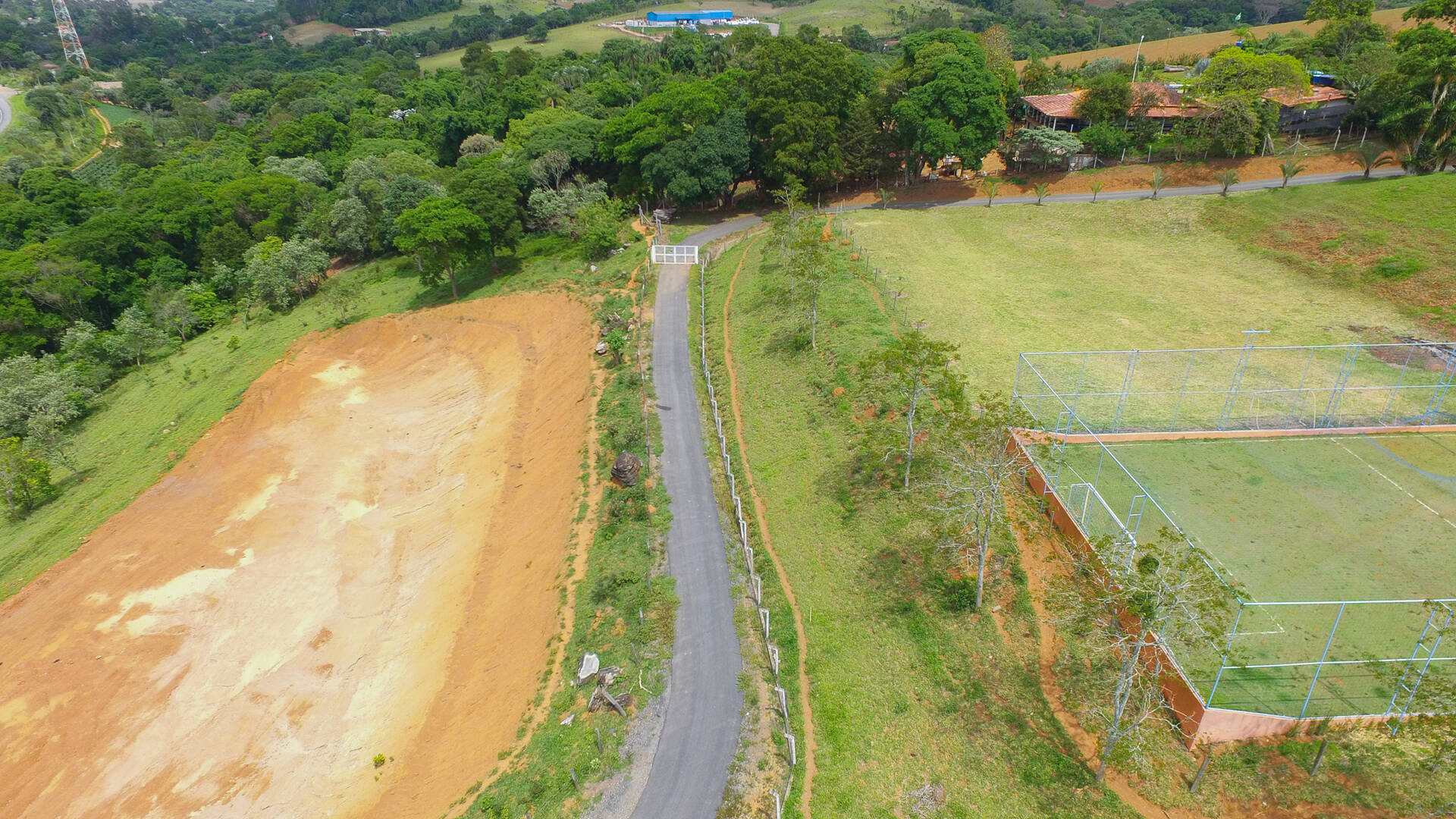 Fazenda à venda com 6 quartos, 1360m² - Foto 48