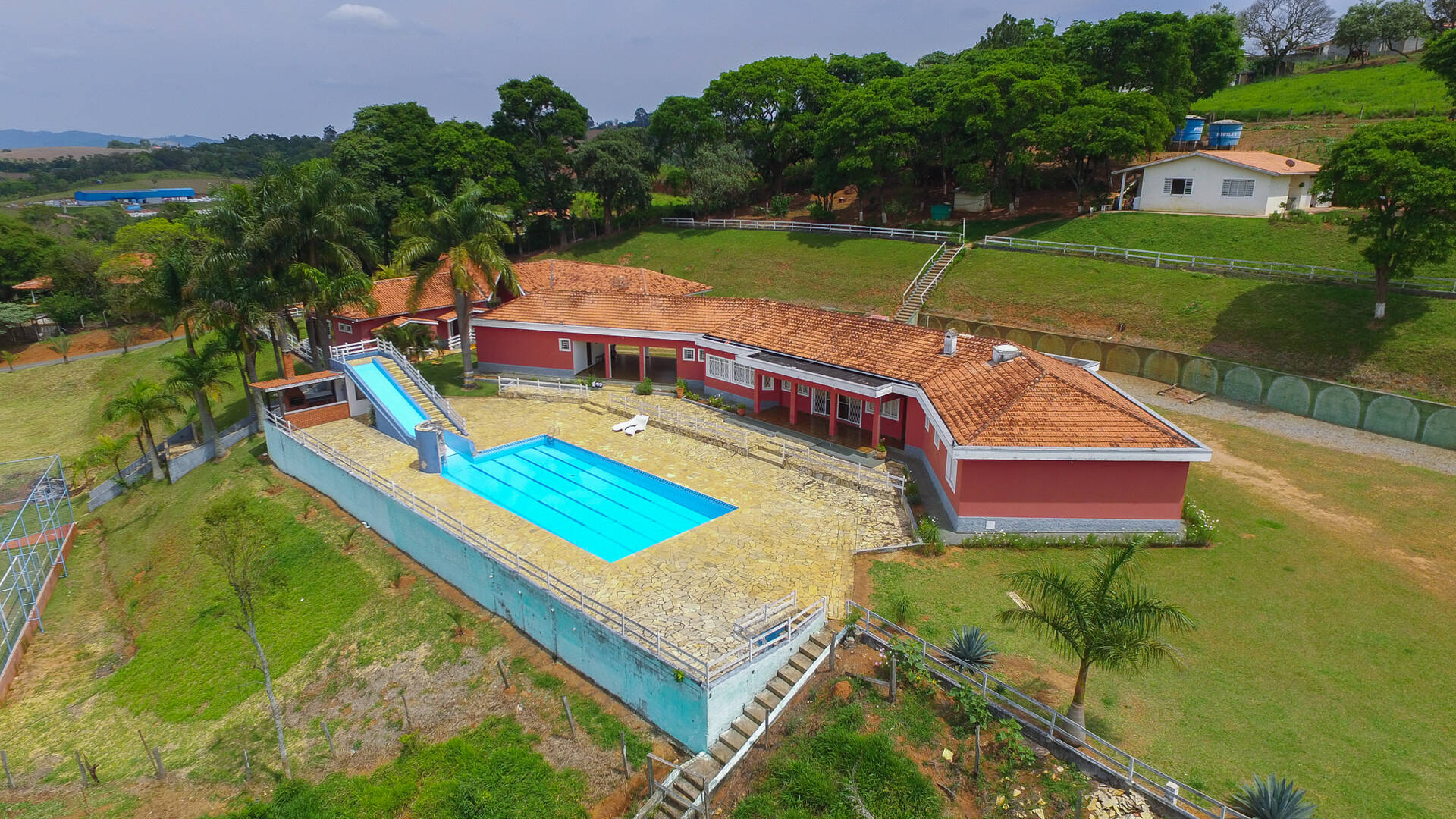 Fazenda à venda com 6 quartos, 1360m² - Foto 6