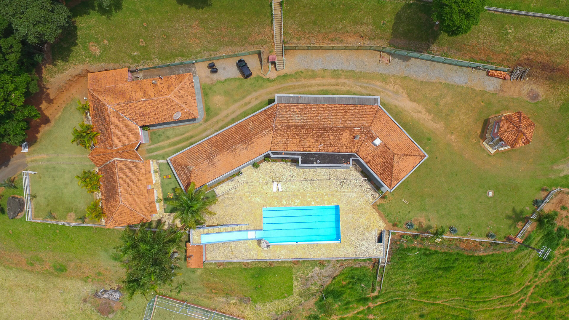 Fazenda à venda com 6 quartos, 1360m² - Foto 51