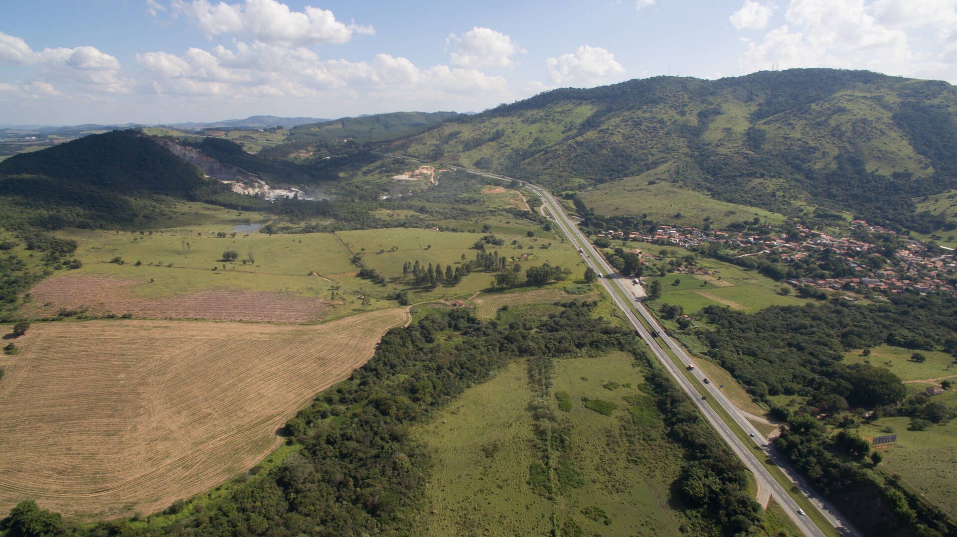 Loteamento e Condomínio à venda, 45000m² - Foto 4