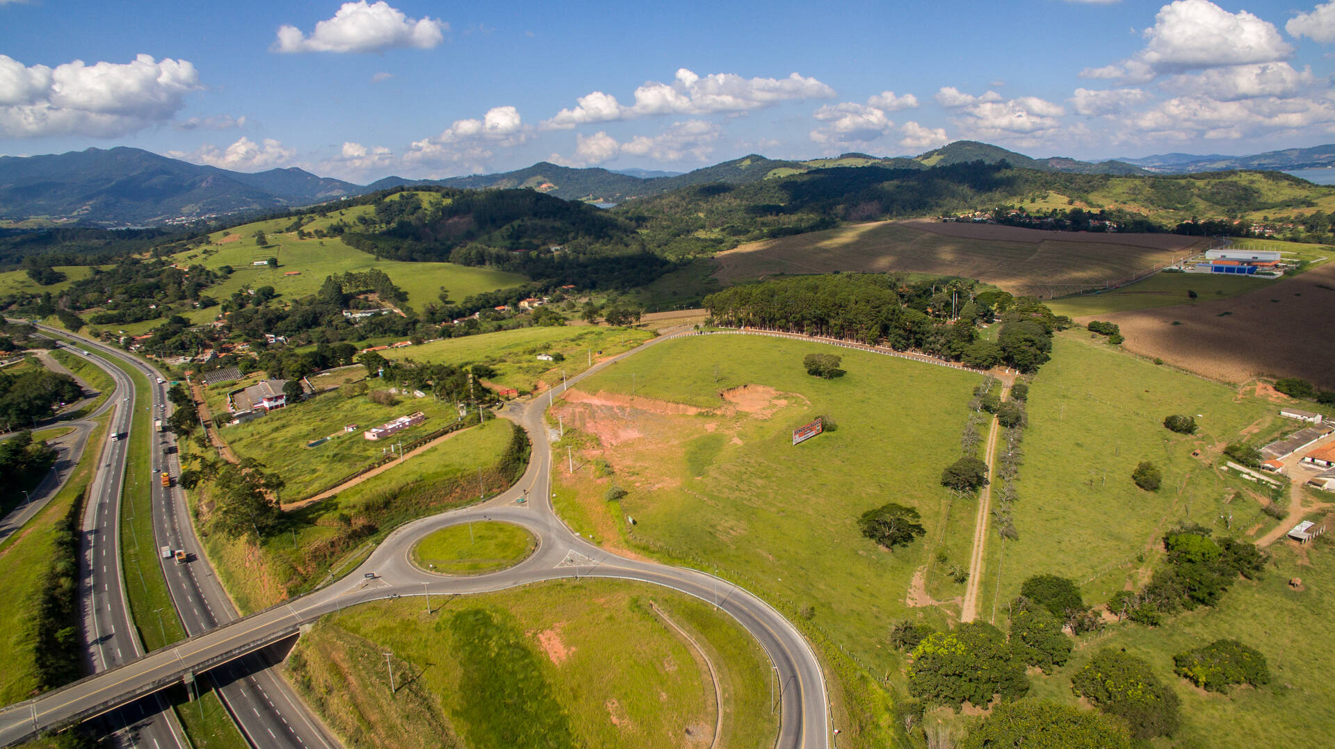 Loteamento e Condomínio à venda, 45000m² - Foto 9