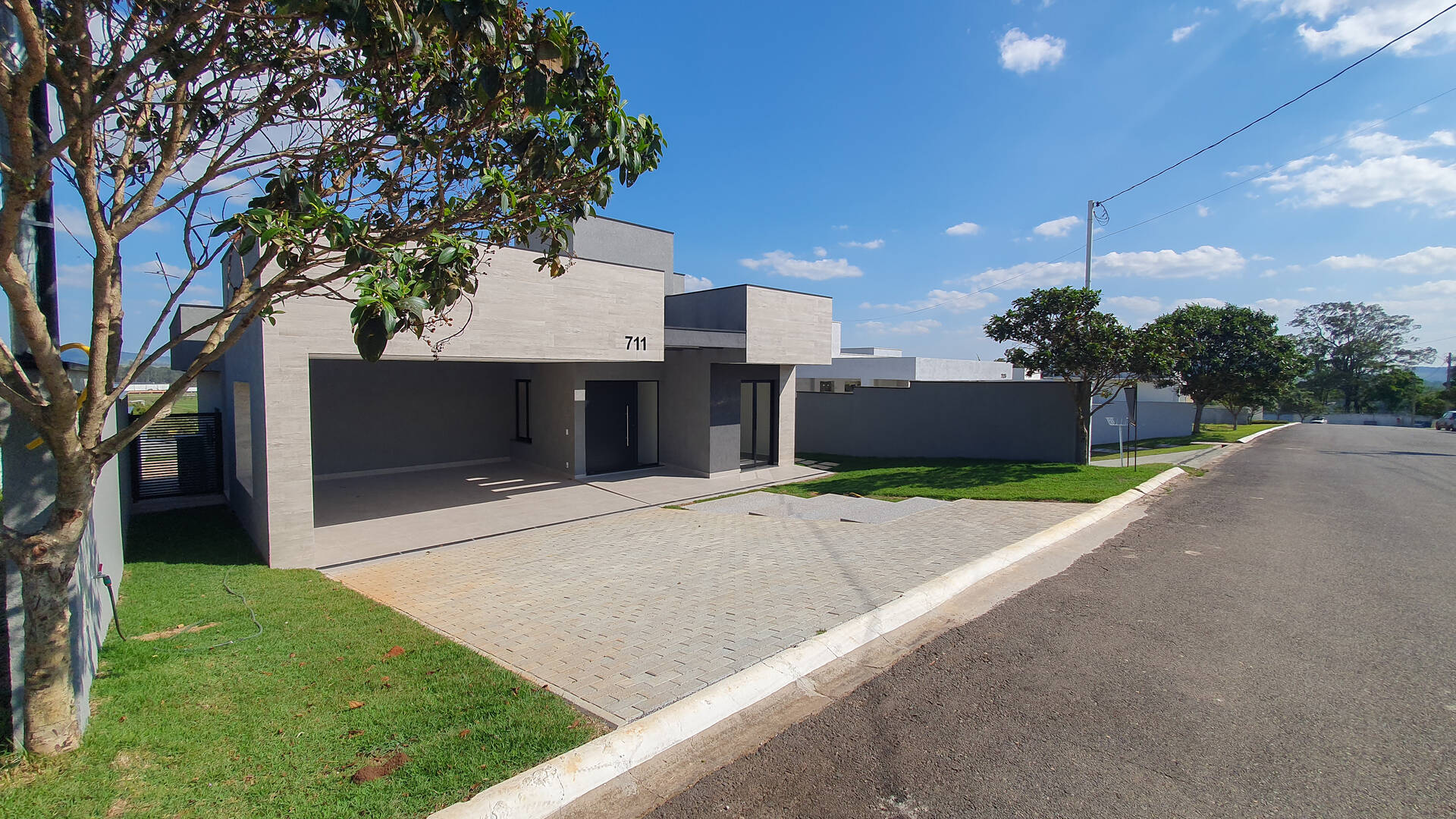 Casa à venda com 3 quartos, 250m² - Foto 4