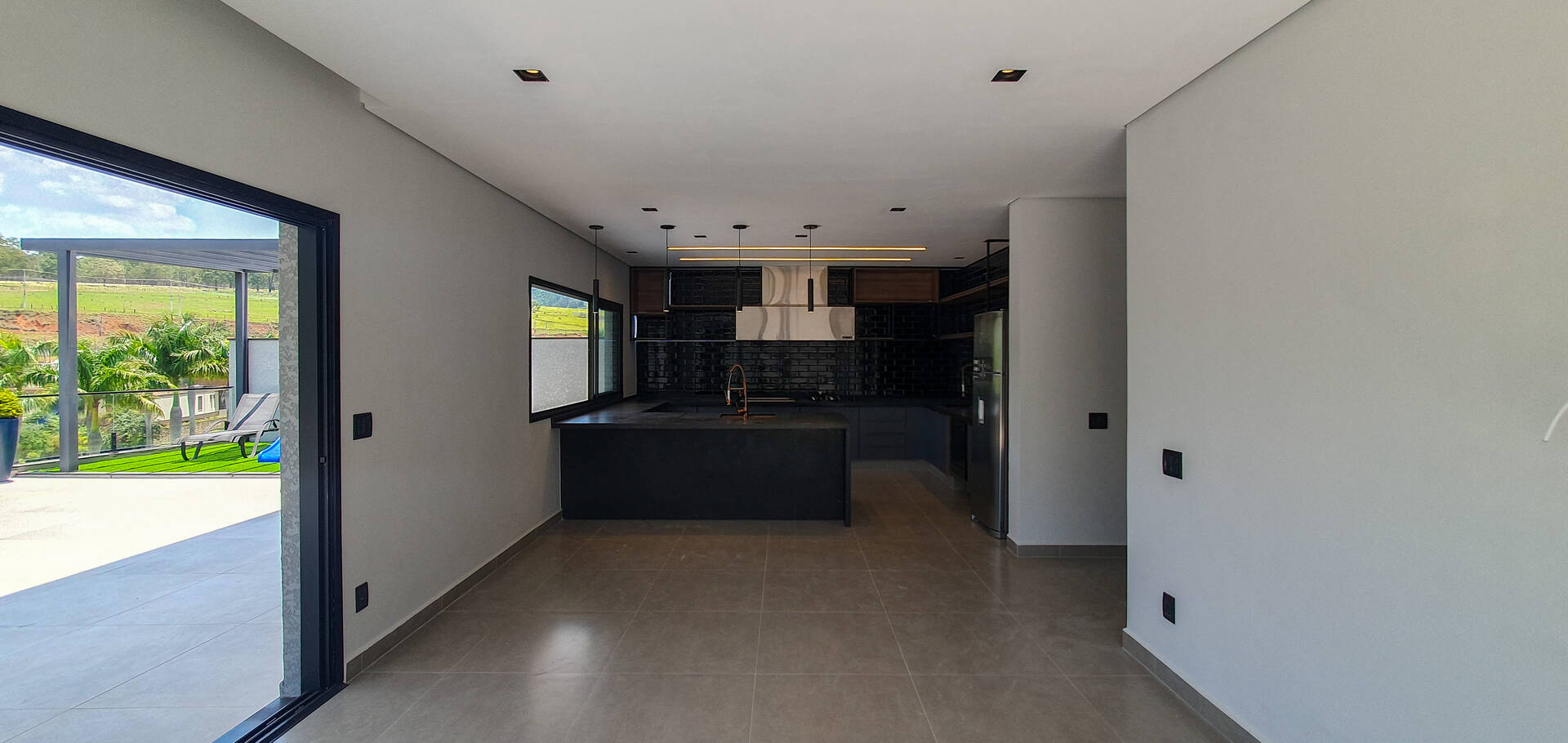 Casa à venda e aluguel com 4 quartos, 480m² - Foto 33