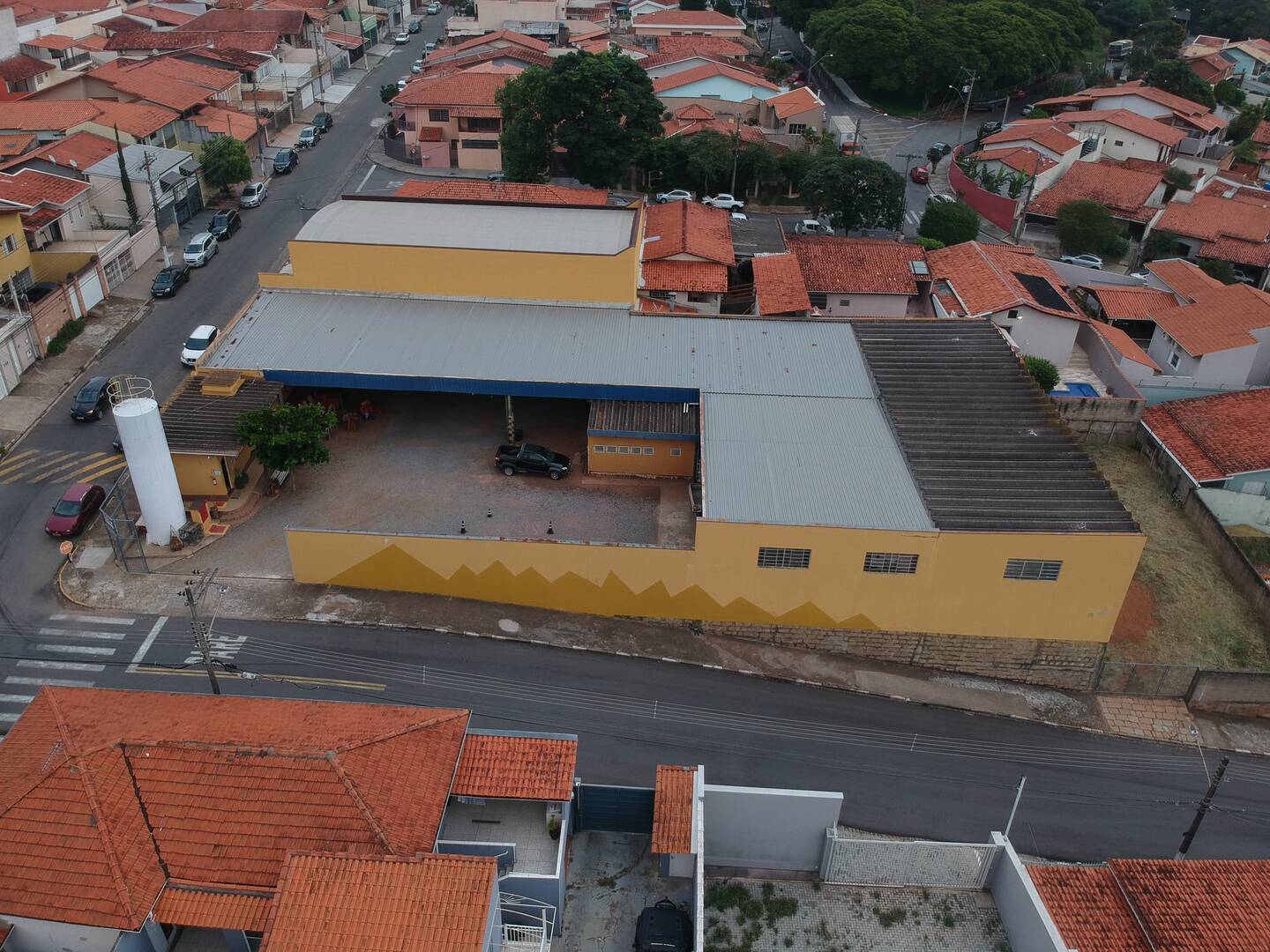 Depósito-Galpão-Armazém para alugar, 1237m² - Foto 3