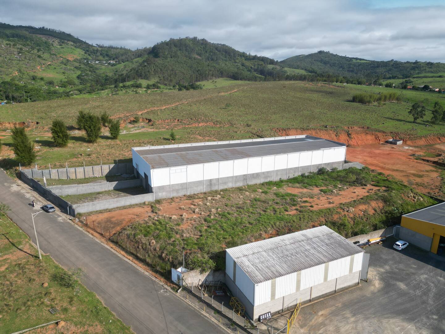 Depósito-Galpão-Armazém à venda e aluguel, 1800m² - Foto 4