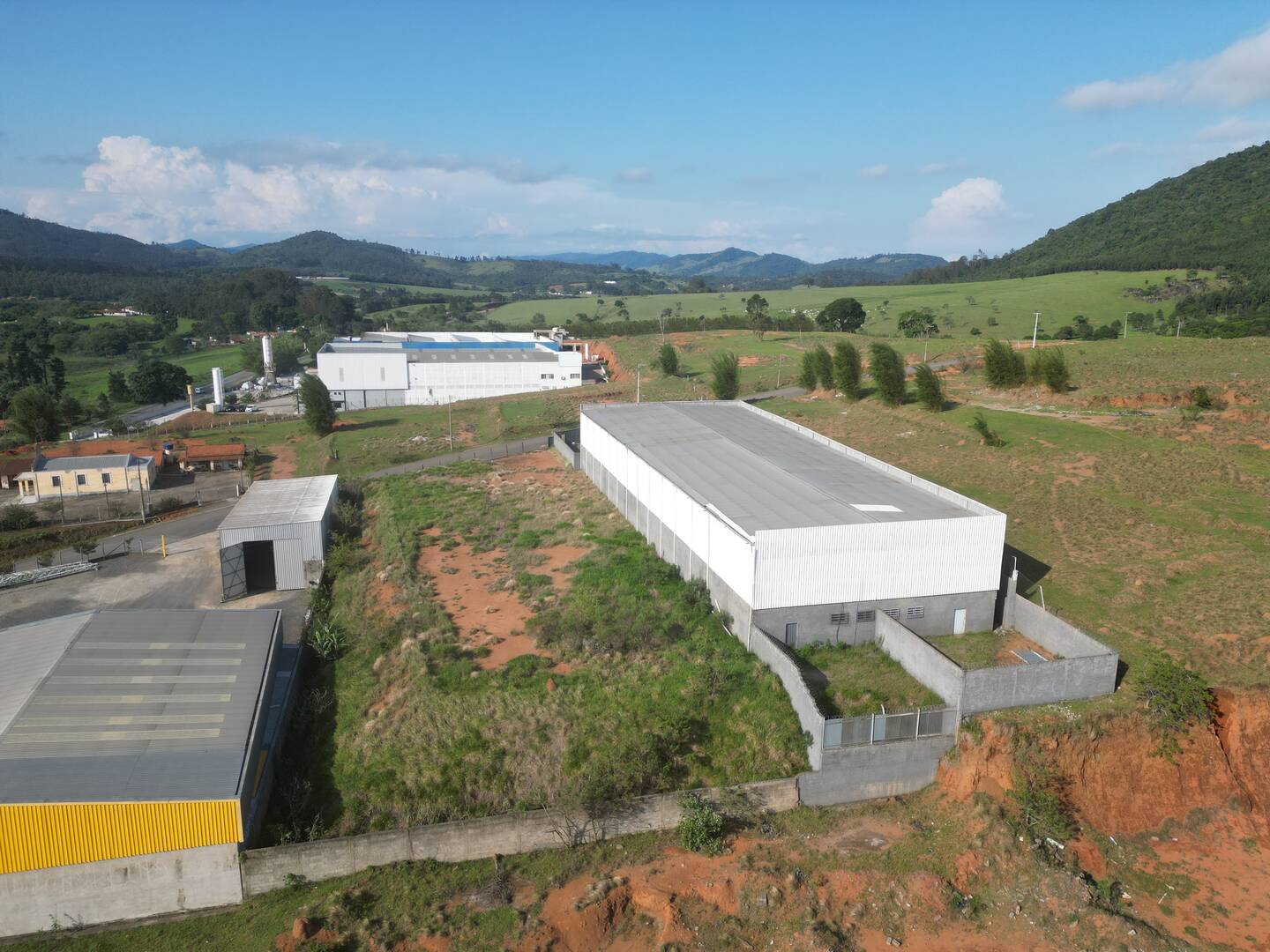 Depósito-Galpão-Armazém à venda e aluguel, 1800m² - Foto 6