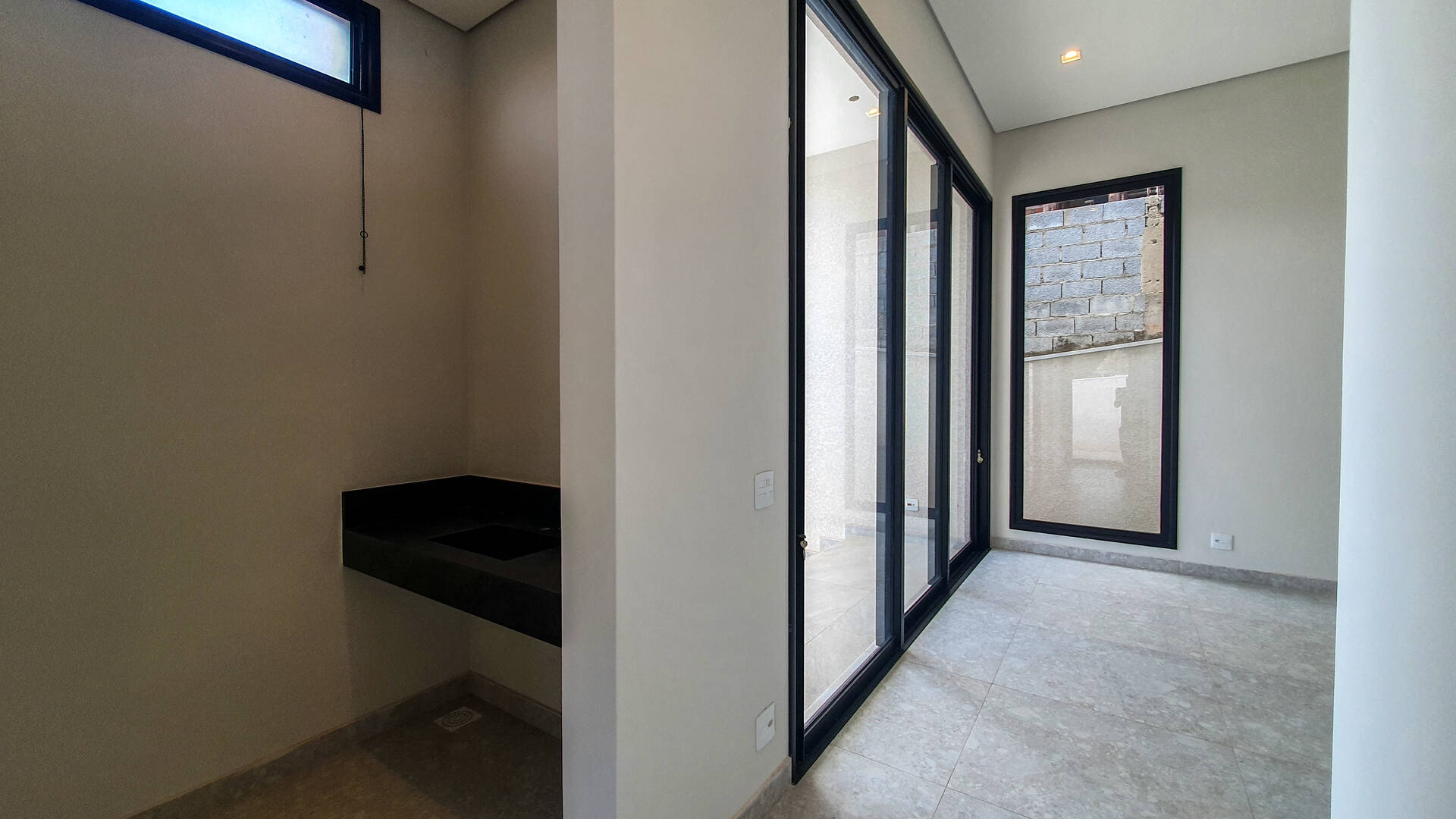 Casa de Condomínio à venda com 3 quartos, 250m² - Foto 6