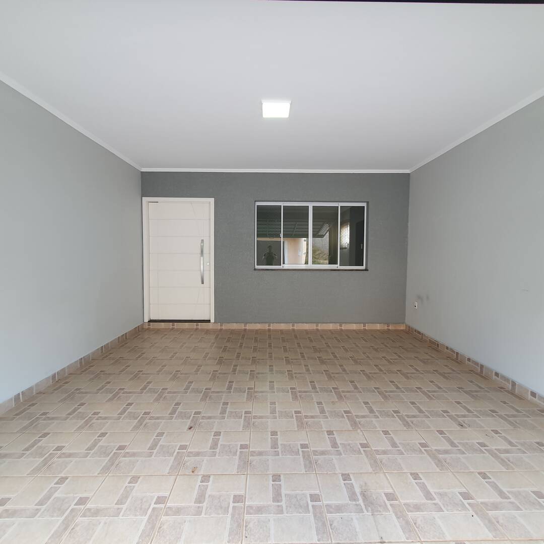 Casa à venda com 2 quartos, 150m² - Foto 4