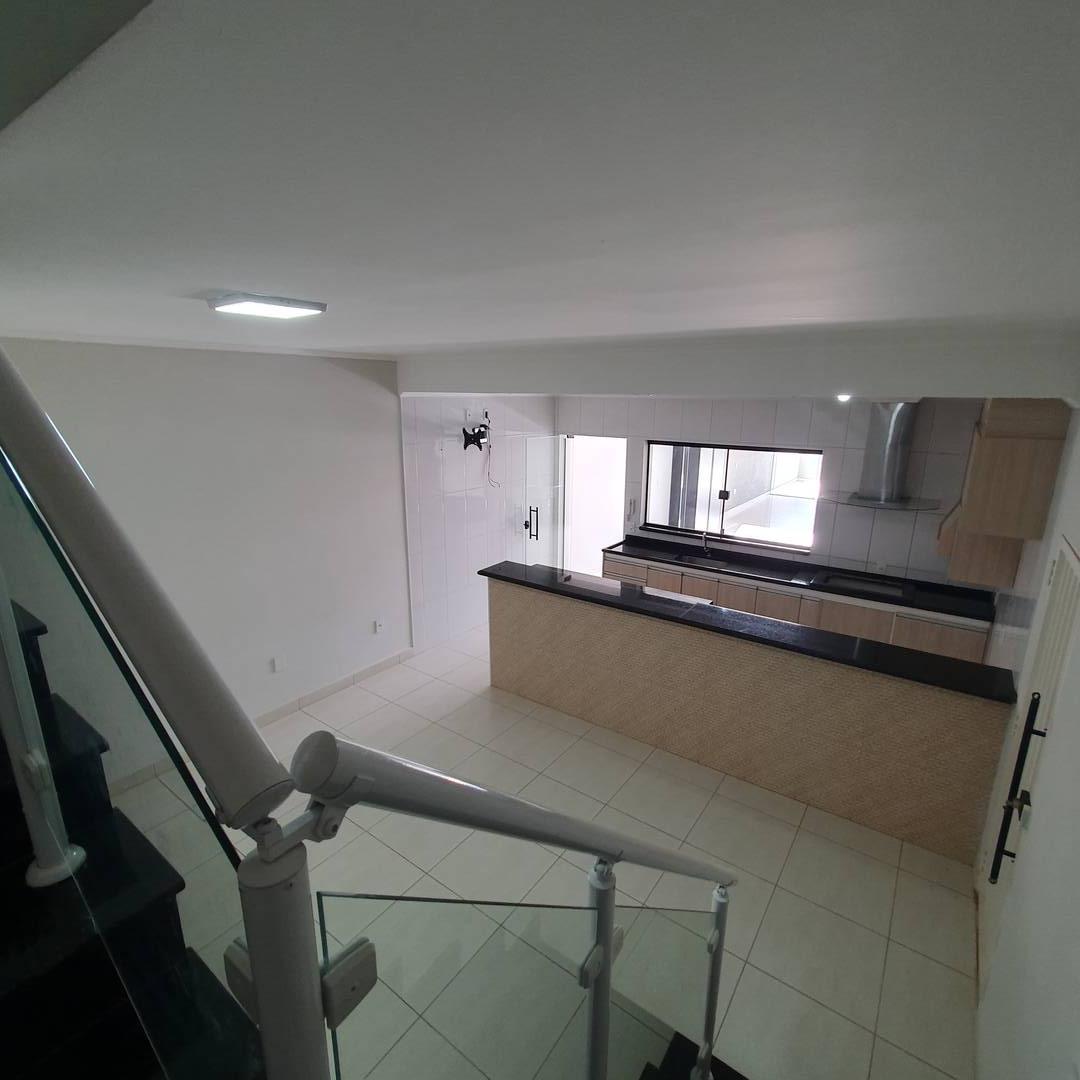 Casa à venda com 2 quartos, 150m² - Foto 18